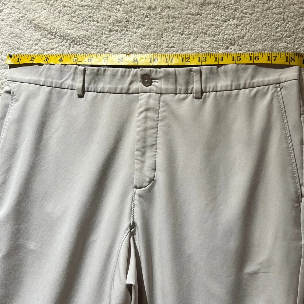 Nike Golf Pants Flat Front Light‎ Tan Athletic Performance Size 36x30(actual 29)
